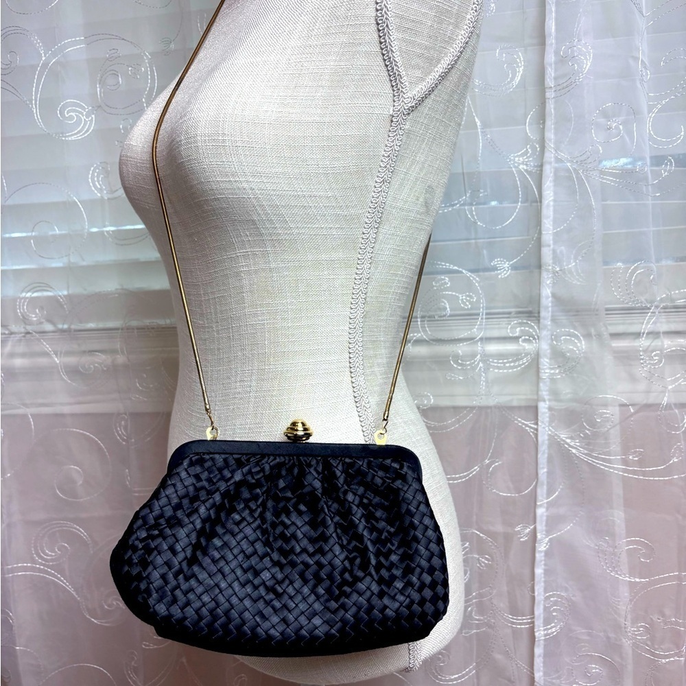 Vintage La Regale LTD Black Woven Fabric Purse w/ Gold Tone Snake Strap
